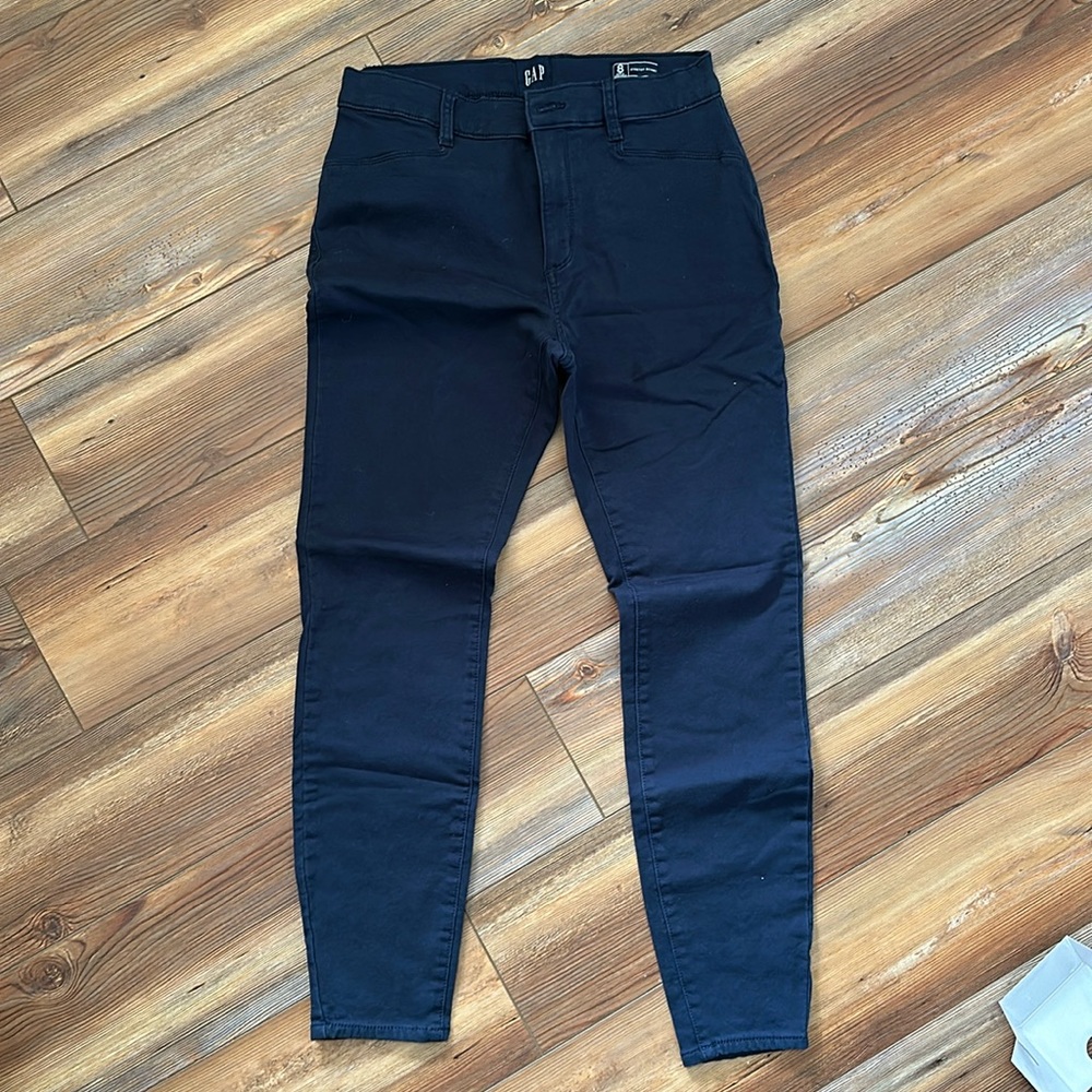 Gap Size 8 - Navy Stretch skinny pants